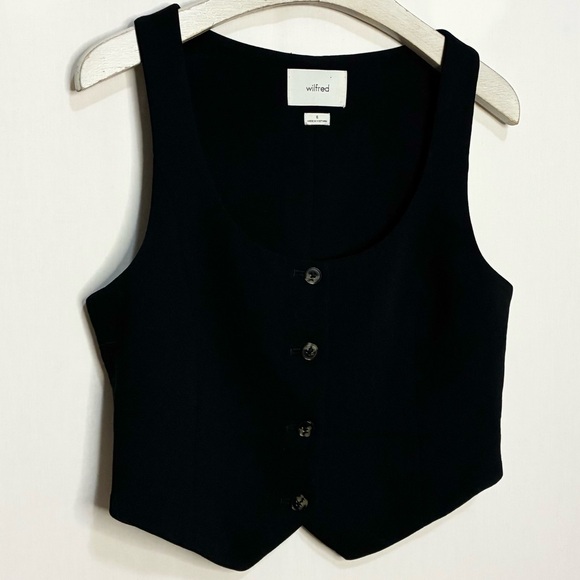 Wilfred Rocco Vest - Picture 6 of 10
